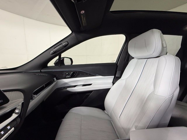 Certified 2024 Cadillac Lyriq Sport RWD image 19