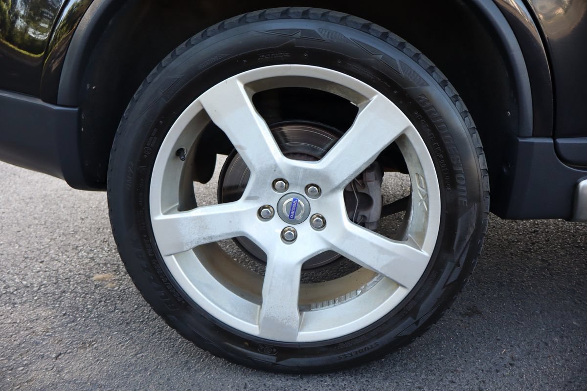 Used 2009 Volvo XC90 V8 R-Design AWD/4WD image 46