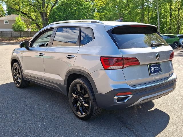 Certified 2023 Volkswagen Taos SE w/ Panoramic Sunroof Package AWD/4WD image 7