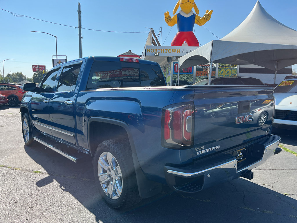 Used 2018 GMC Sierra 1500 SLT image 3