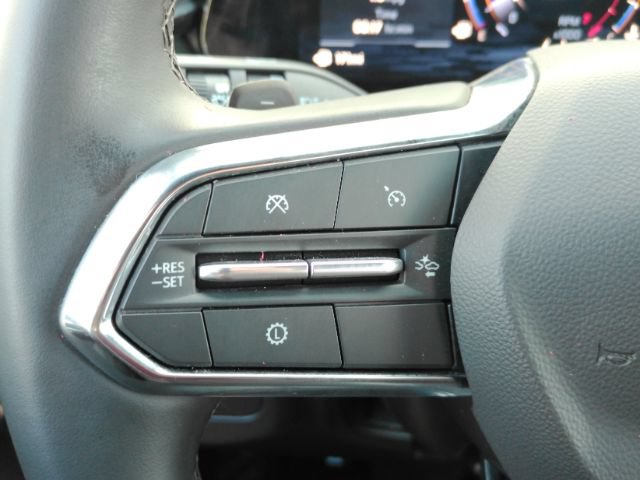 Used 2026 Chevrolet Tahoe LT RWD image 40