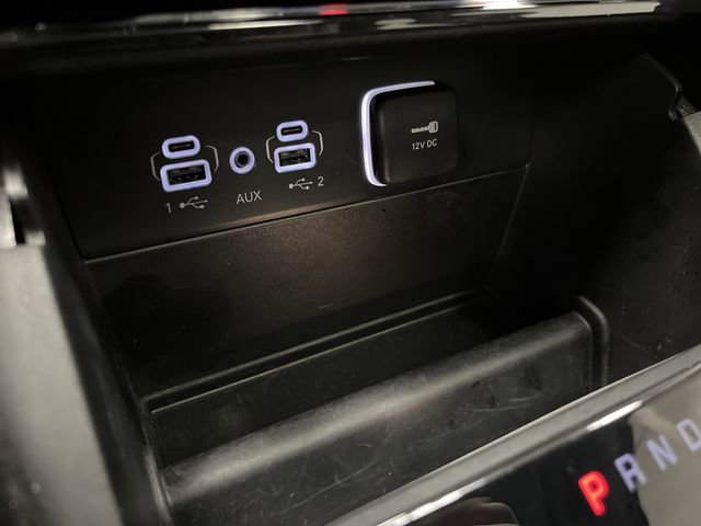 Used 2023 Jeep Grand Cherokee L Limited image 24