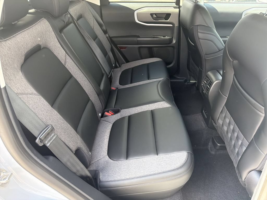 Used 2025 Ford Bronco Big Bend AWD/4WD image 14