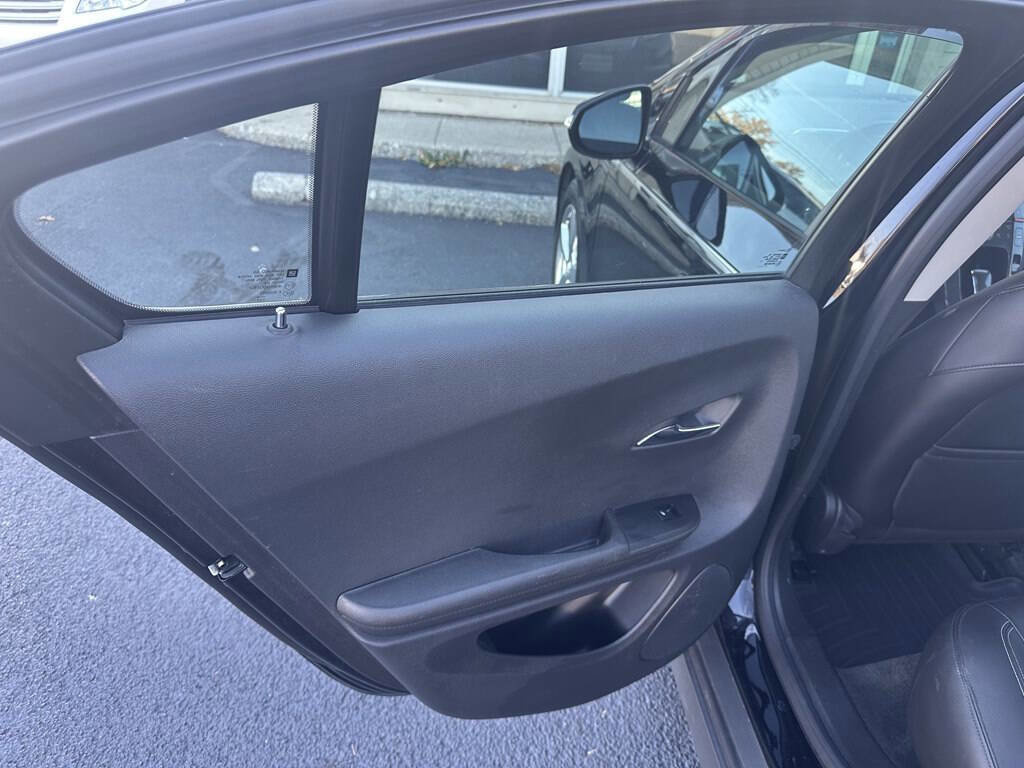 Used 2015 Chevrolet Volt Premium w/ Premium Trim Package image 29