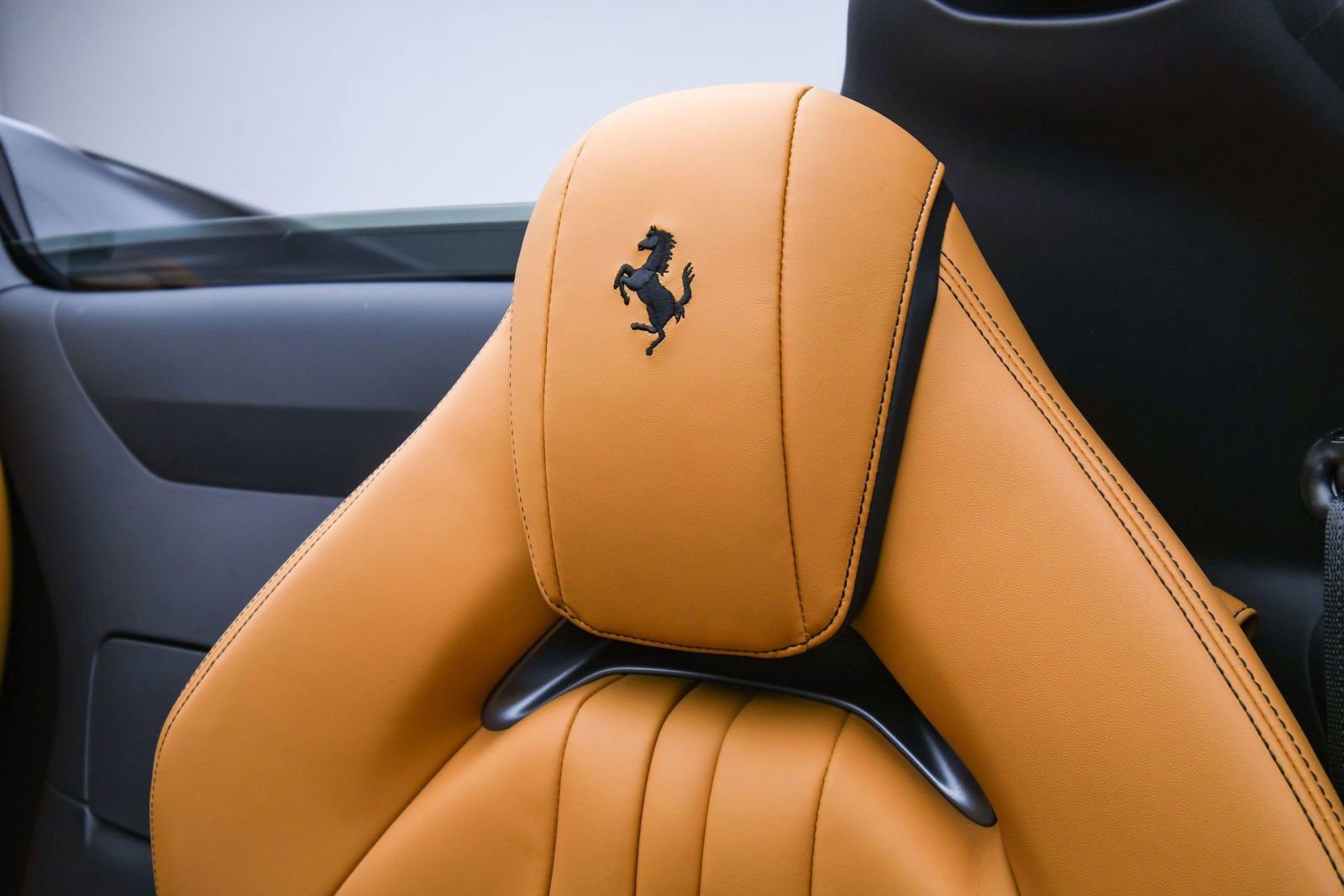 Certified 2023 Ferrari 812 GTS image 61