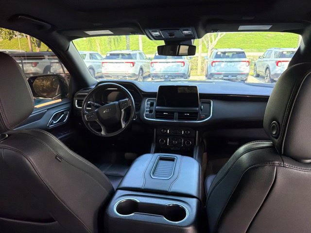 Used 2023 Chevrolet Suburban RST RWD image 6