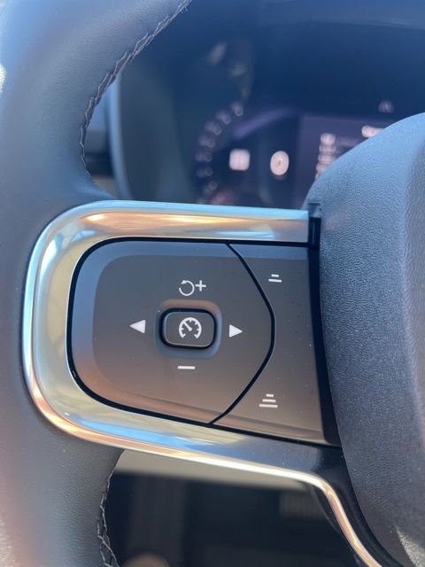 New 2026 Volvo XC40 B5 Plus w/ Protection Package Premier AWD/4WD image 12