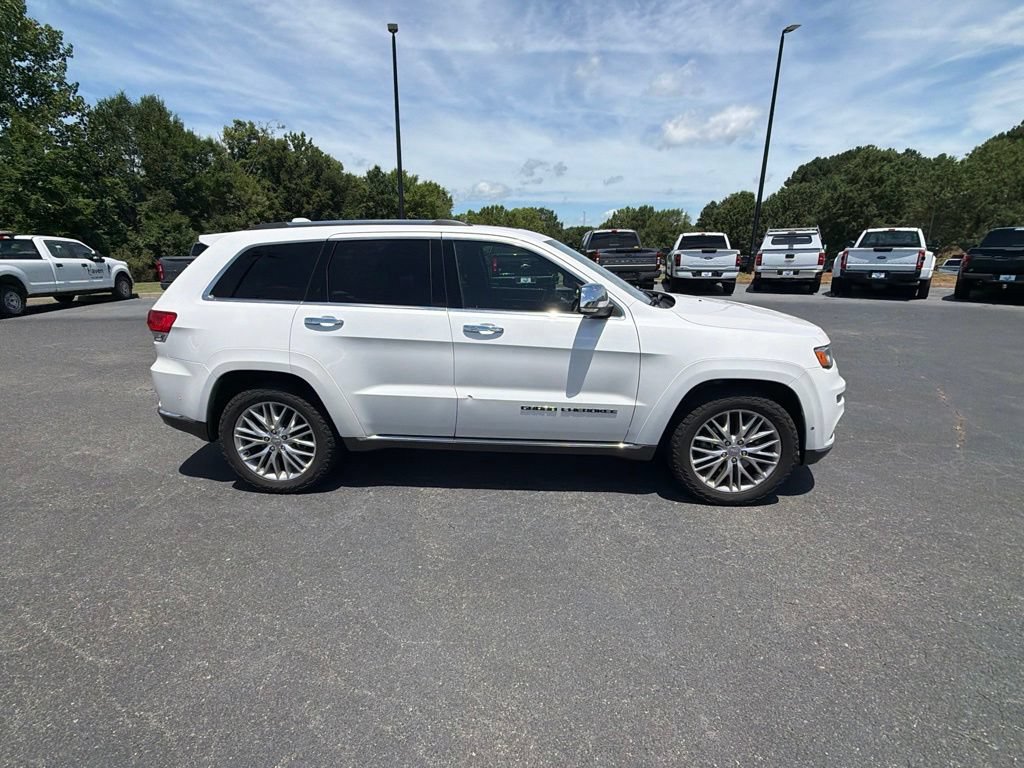 Used 2017 Jeep Grand Cherokee Summit AWD/4WD image 13