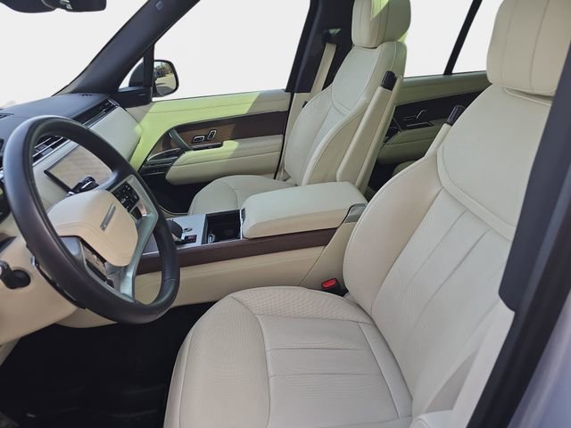 Certified 2024 Land Rover Range Rover SE image 15