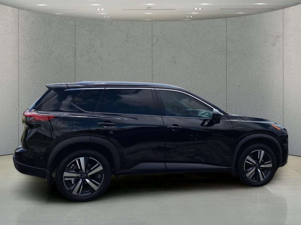 Used 2024 Nissan Rogue SL w/ SL Premium Package FWD image 6