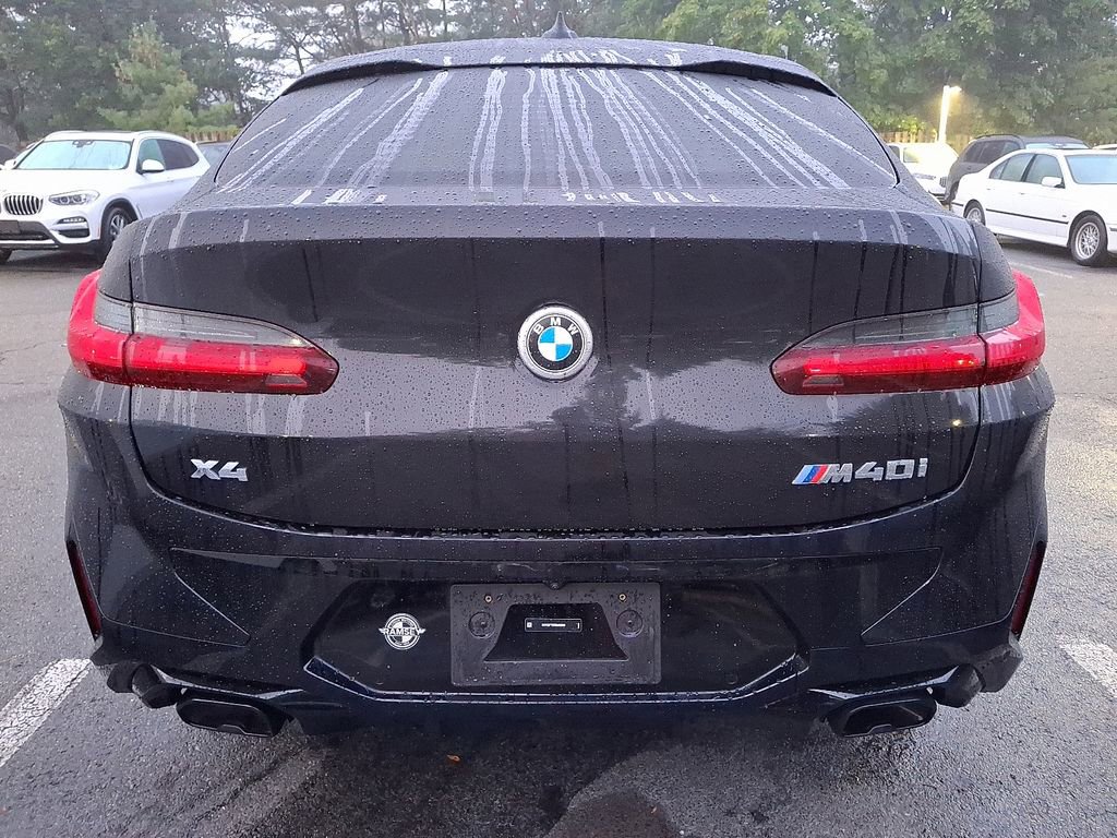 Certified 2024 BMW X4 M40i w/ Premium Package image 3
