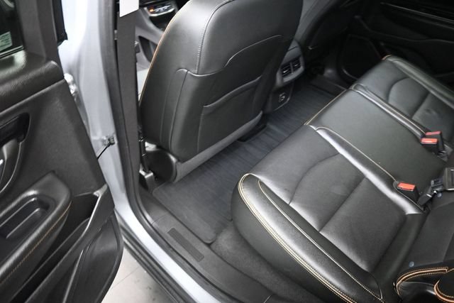 Used 2024 GMC Terrain AT4 AWD/4WD image 16