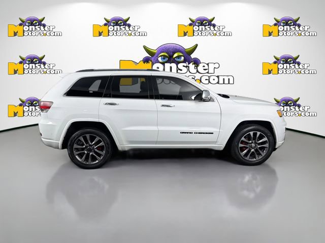 Used 2018 Jeep Grand Cherokee Overland w/ Jeep Active Safety Group image 4