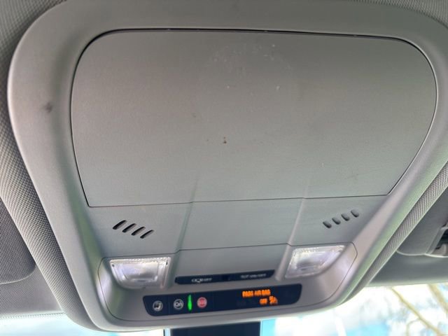 Used 2020 Chevrolet Equinox LS w/ LS Convenience Package image 27