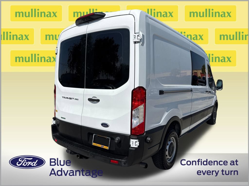 Used 2020 Ford Transit 250 Medium Roof RWD image 4