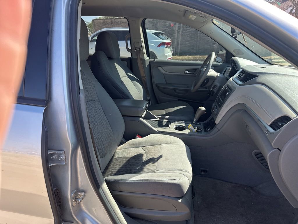 Used 2015 Chevrolet Traverse LS image 20