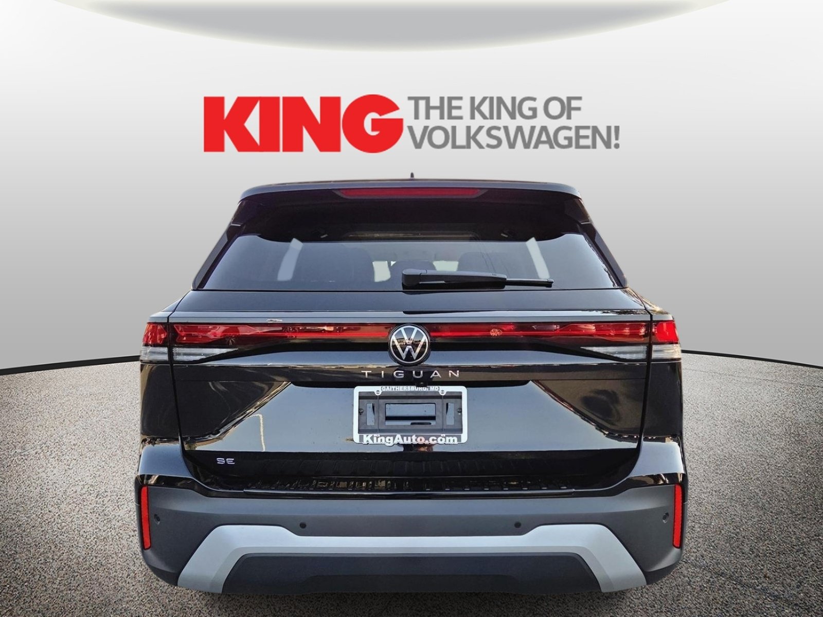 New 2026 Volkswagen Tiguan SE FWD image 4