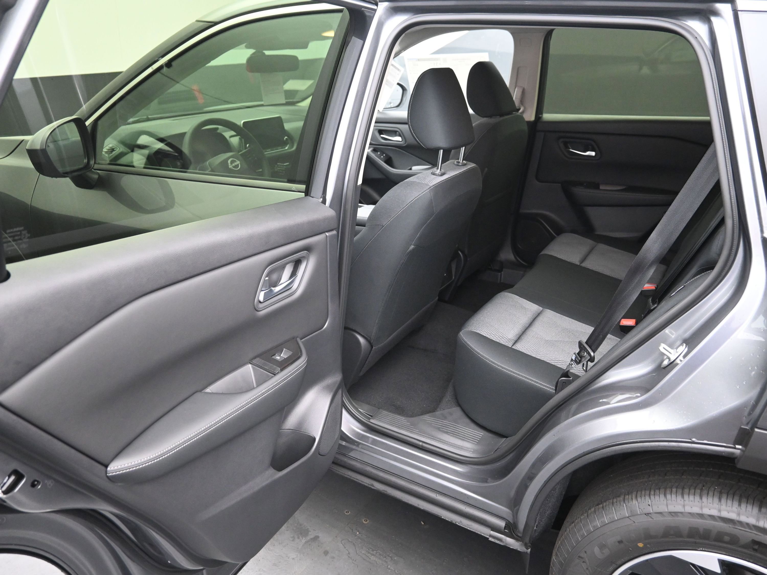 New 2026 Nissan Rogue SV image 11