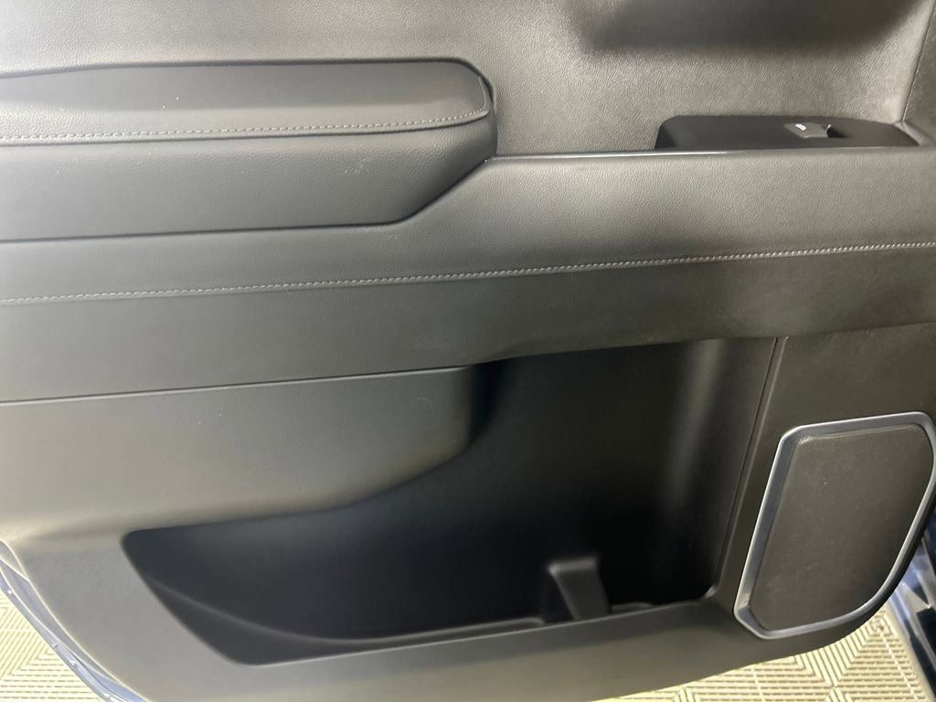 Used 2022 Chevrolet Silverado 1500 LT image 19