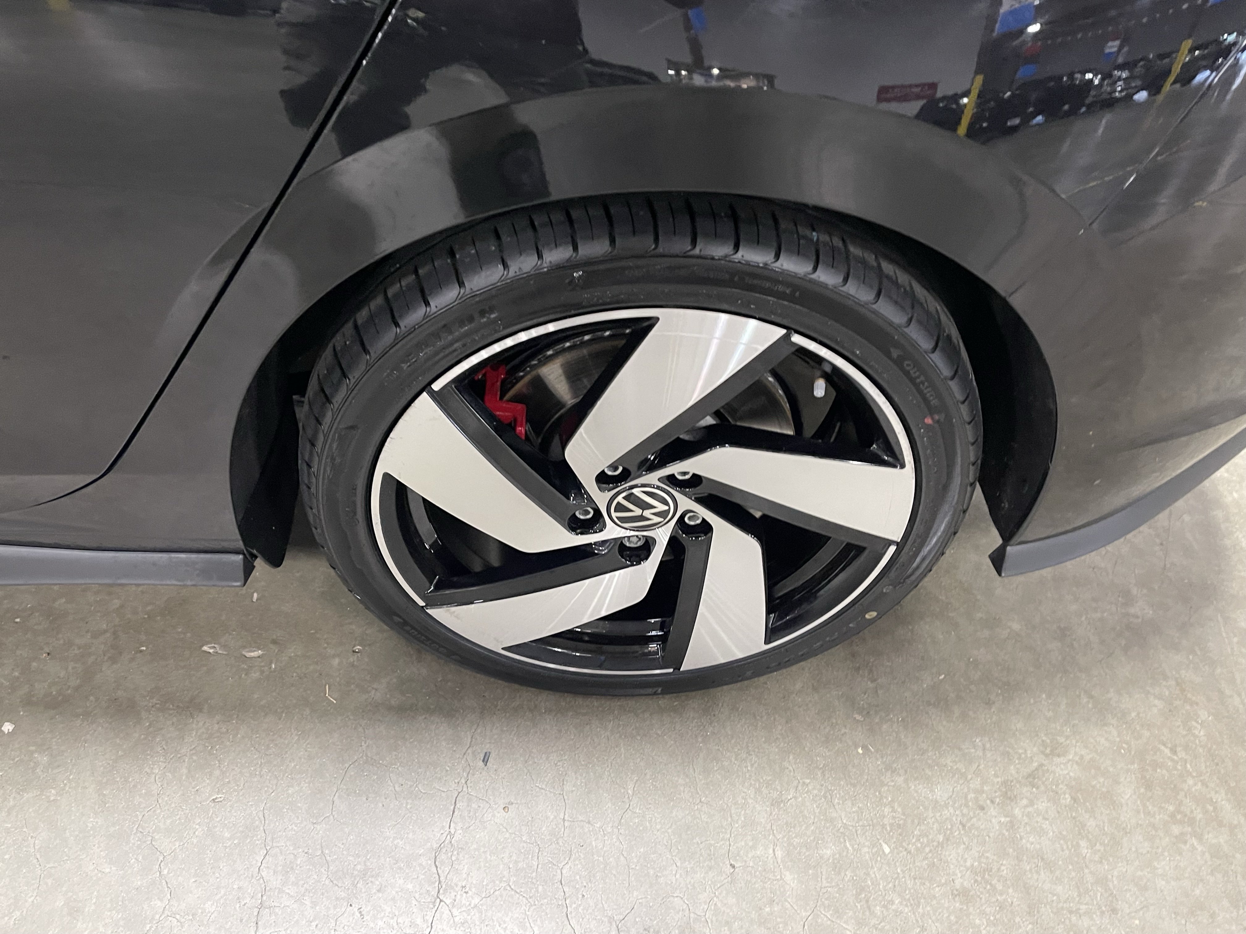Used 2024 Volkswagen GTI S FWD image 9