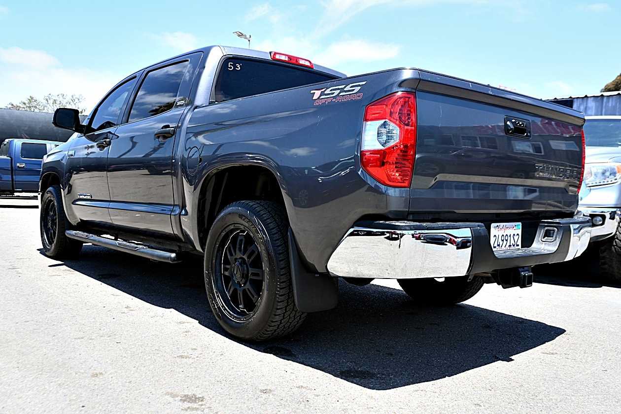 Used 2014 Toyota Tundra SR5 w/ SR5 Upgrade Package RWD image 5