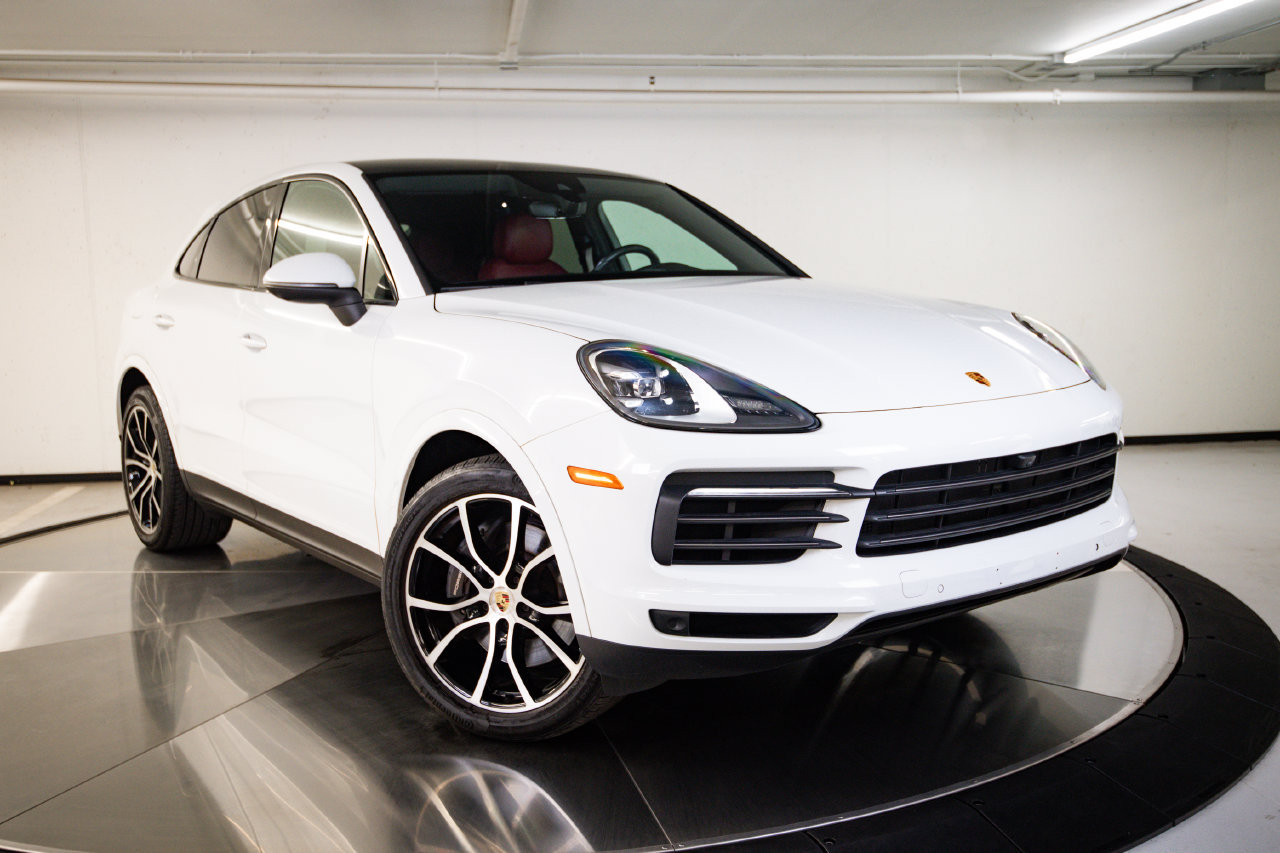 Certified 2023 Porsche Cayenne Platinum Edition AWD/4WD image 9