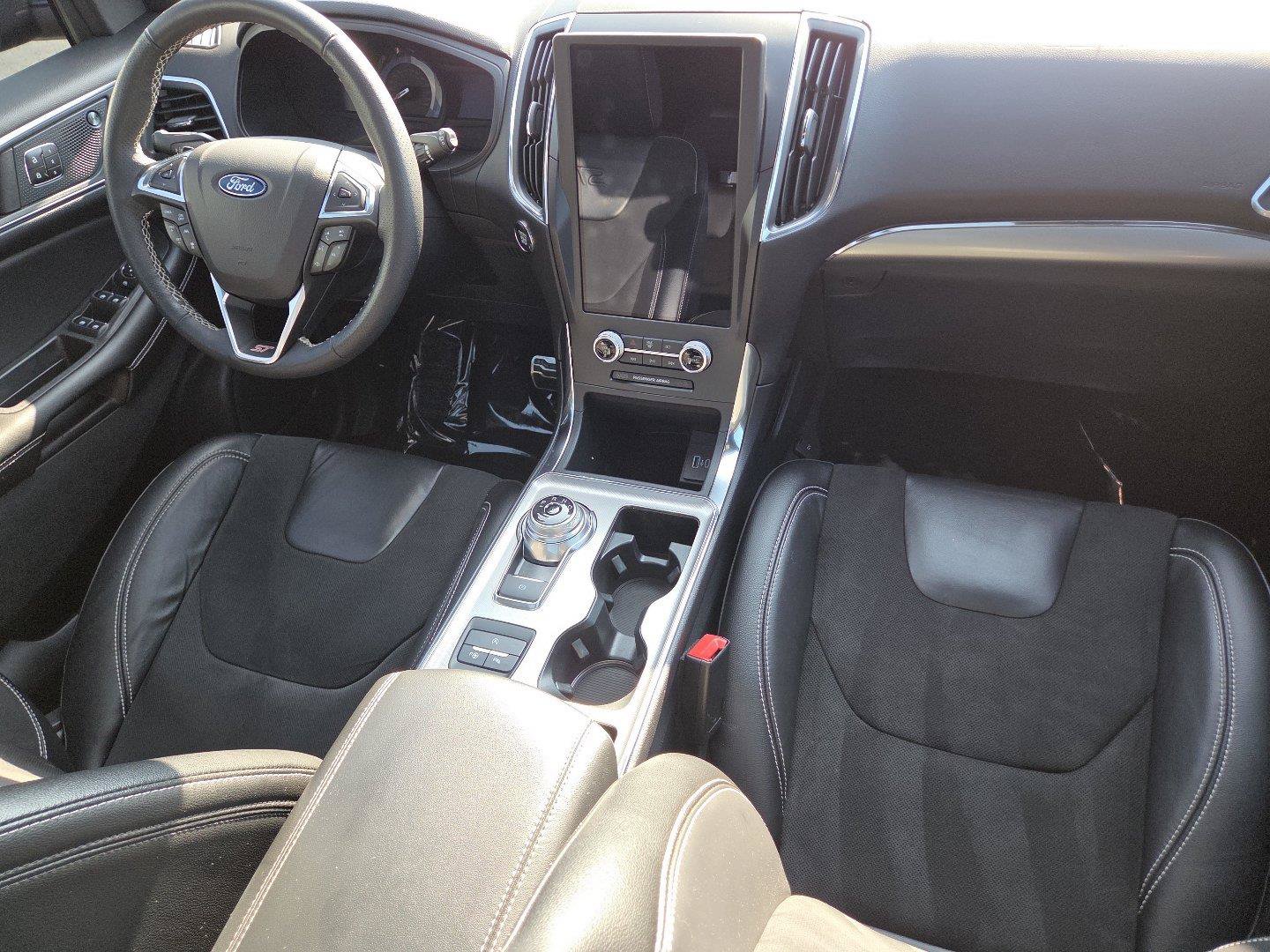 Used 2024 Ford Edge ST w/ Equipment Group 401A AWD/4WD image 20