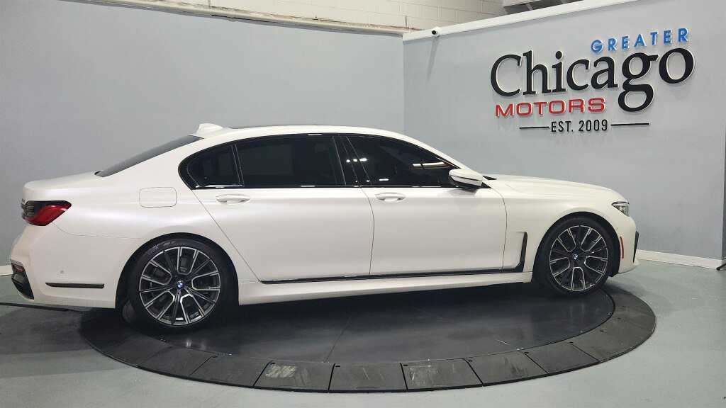 Used 2022 BMW 750i xDrive w/ Executive Package AWD/4WD image 13