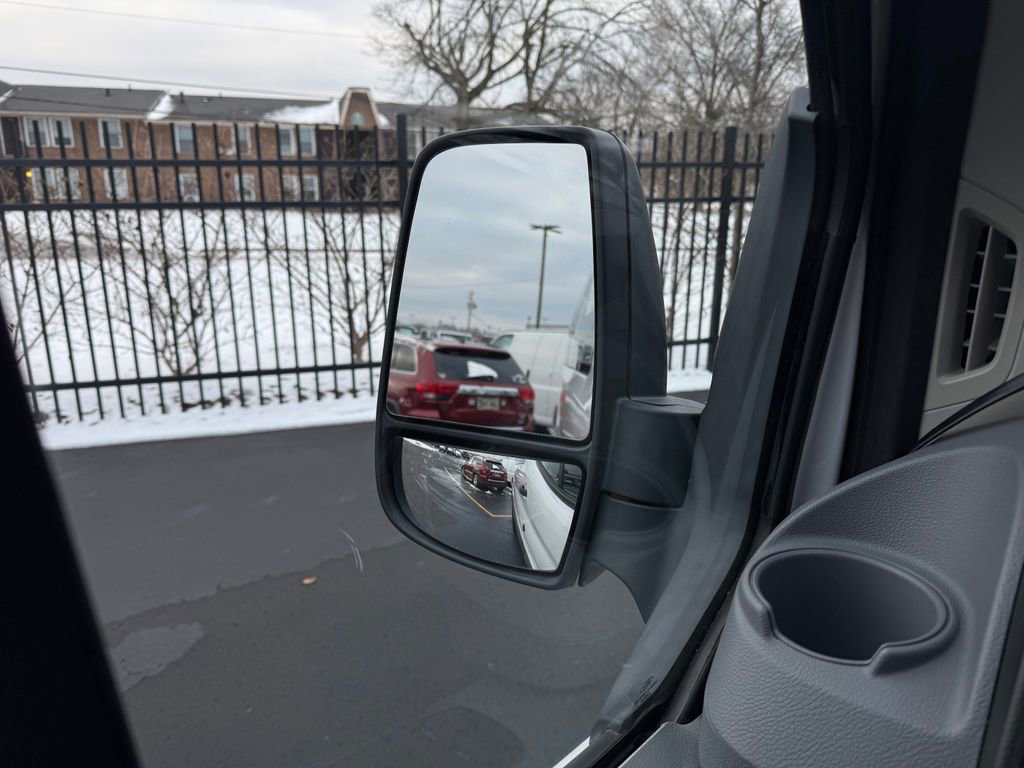 Used 2018 Ford Transit 350 XL image 18