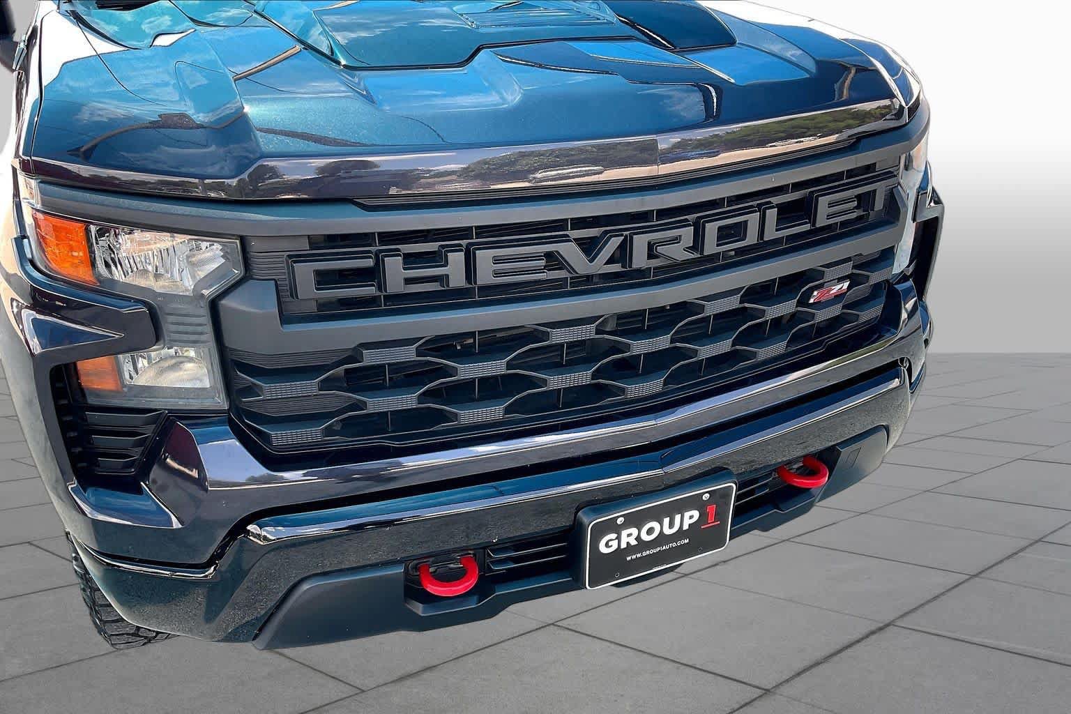 Used 2022 Chevrolet Silverado 1500 Custom Trail Boss AWD/4WD image 30