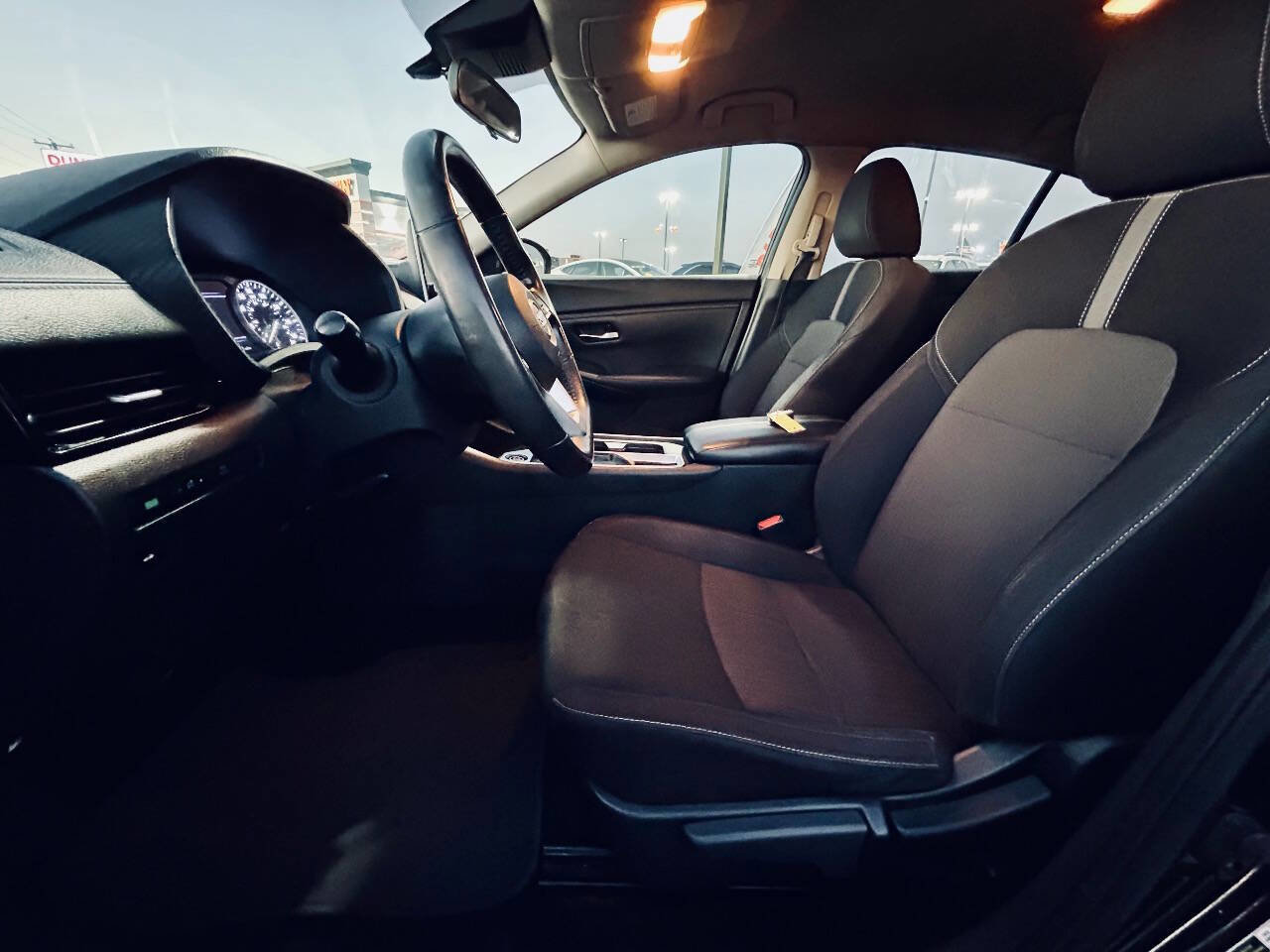 Used 2021 Nissan Sentra SV image 12