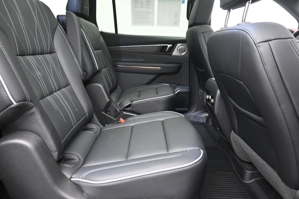 Used 2026 Buick Enclave Avenir w/ Super Cruise Package FWD image 10