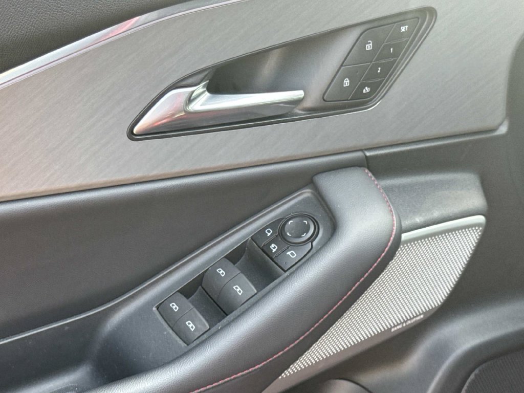 Used 2024 Acura ZDX A-Spec RWD image 17