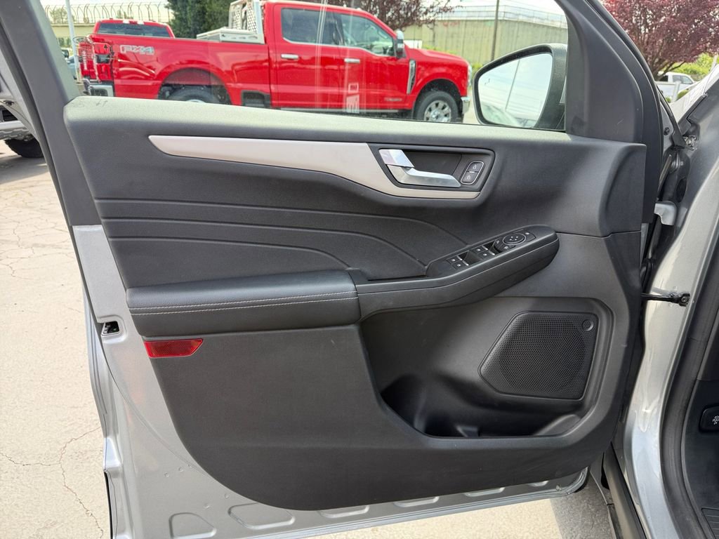 Used 2022 Ford Escape SEL AWD/4WD image 21