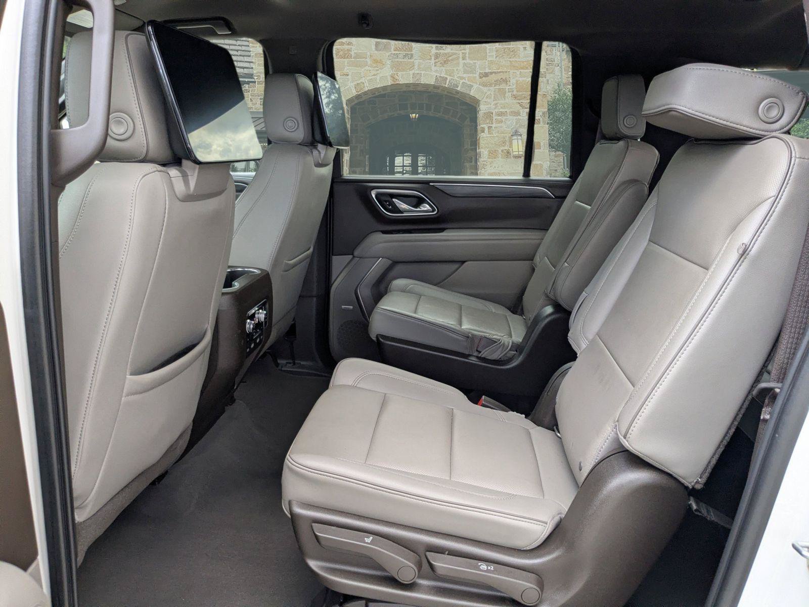 Used 2021 GMC Yukon XL SLT w/ Rear Media and Nav Package RWD image 20