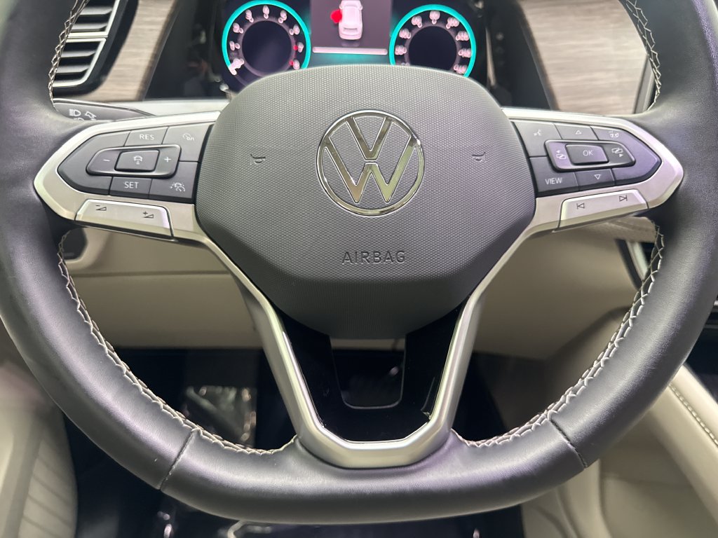 Used 2025 Volkswagen Atlas SEL AWD/4WD image 64