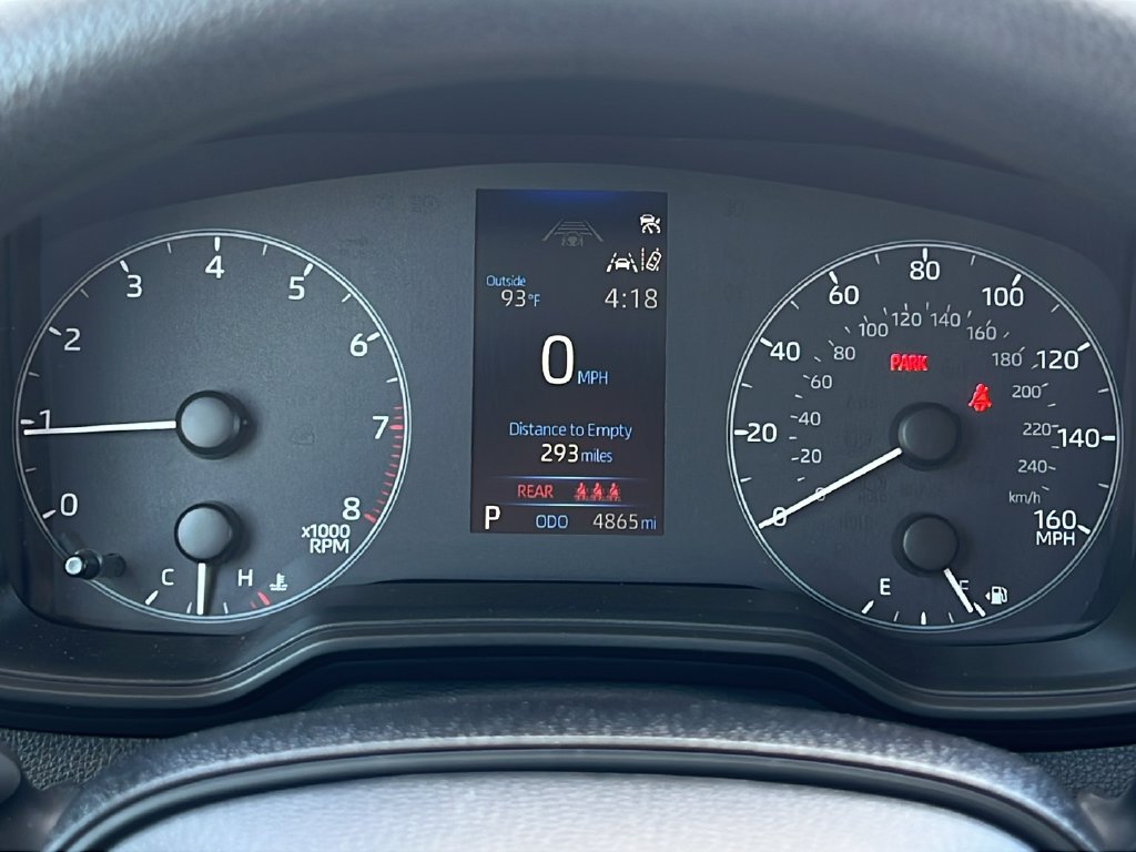 Used 2025 Toyota Corolla LE FWD image 20