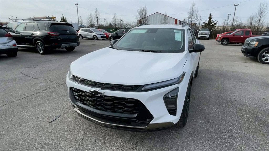 New 2026 Chevrolet Trax ACTIV w/ Sunroof Package image 5