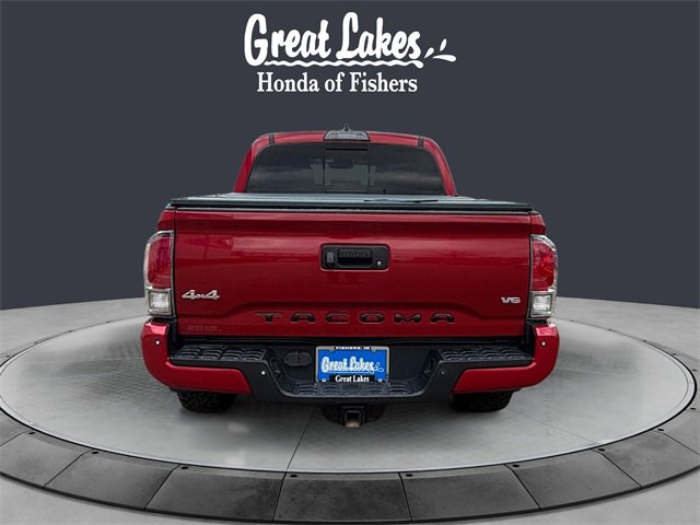 Used 2017 Toyota Tacoma Limited image 4