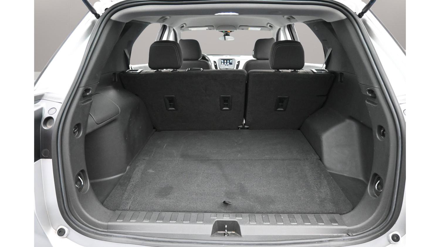 Used 2022 Chevrolet Equinox LS image 19