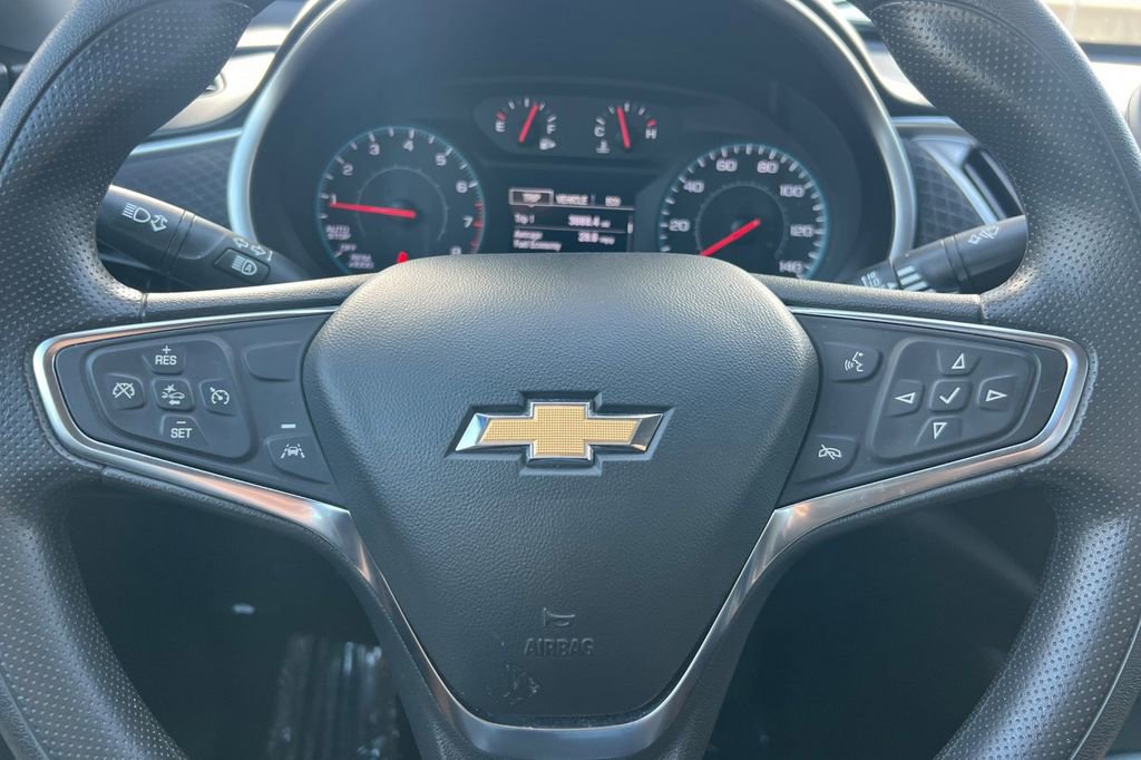Used 2024 Chevrolet Malibu LT image 24