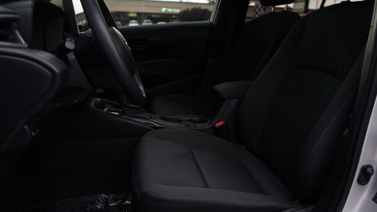 Used 2024 Toyota Corolla LE FWD image 18
