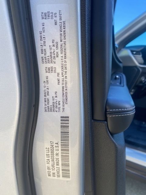 Used 2025 Jeep Grand Cherokee L Altitude image 31