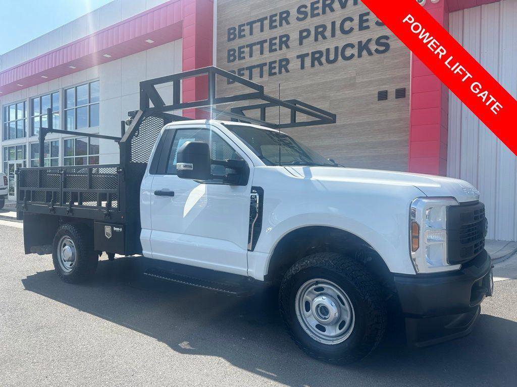 Used 2024 Ford F250 XL image 1