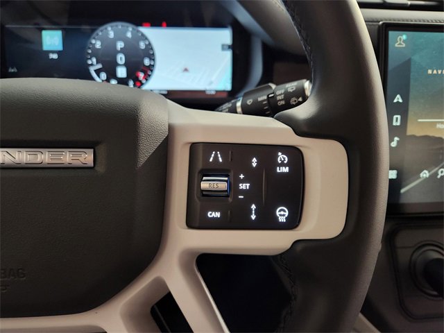 Used 2026 Land Rover Defender 110 S image 28