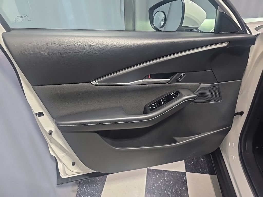 Used 2023 MAZDA CX-30 AWD 2.5 S image 16
