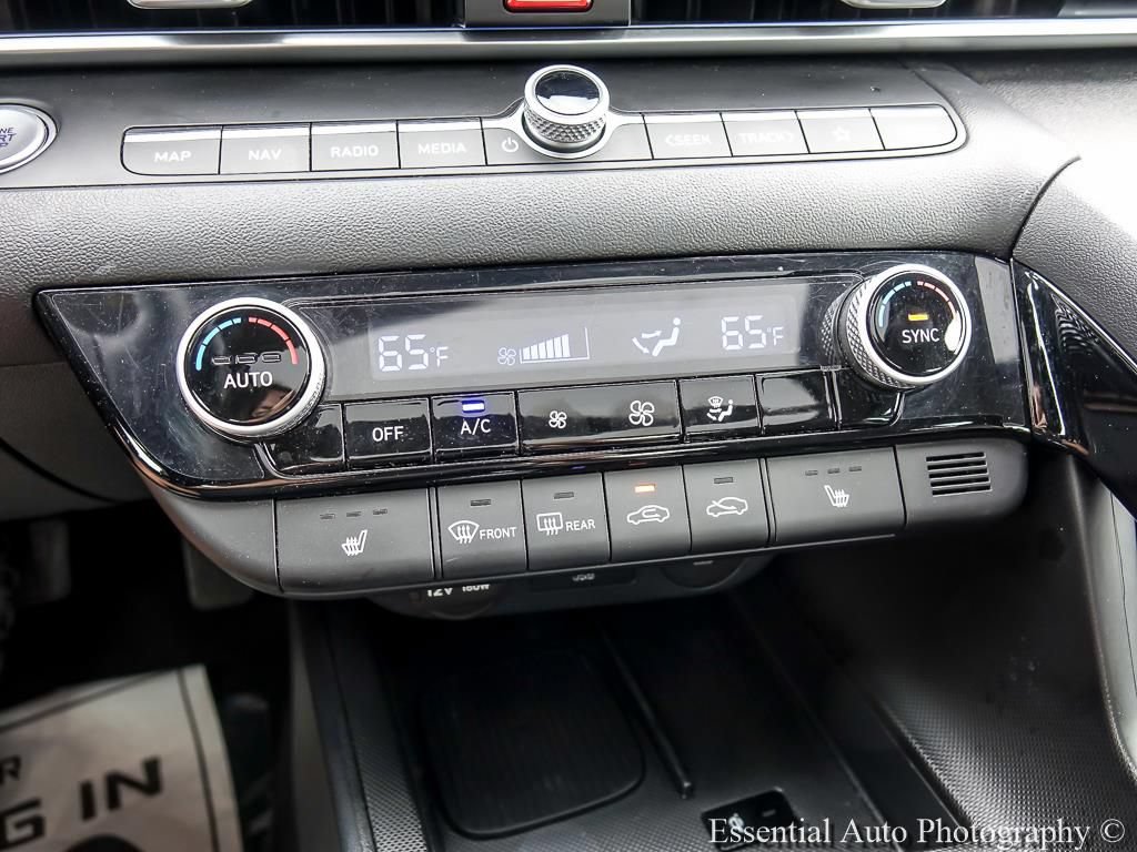 Used 2025 Hyundai Elantra SEL FWD image 20