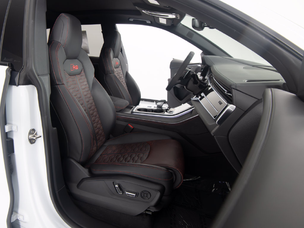 Used 2026 Audi RS Q8 performance AWD/4WD image 35