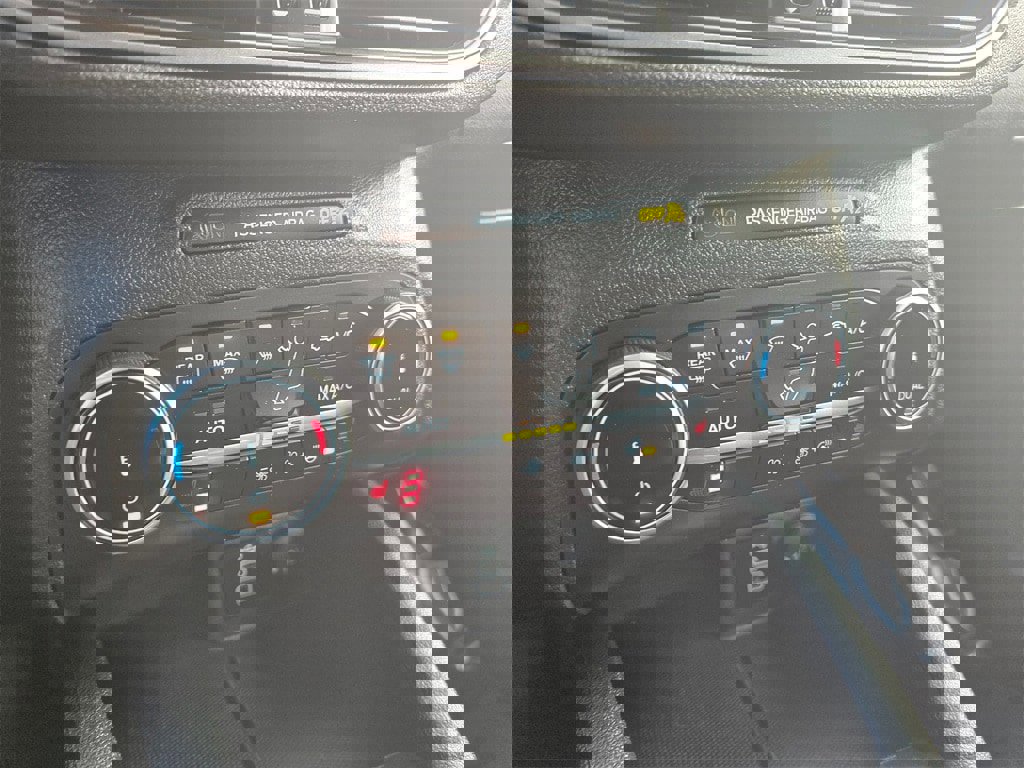 Used 2024 Ford Escape Active image 16