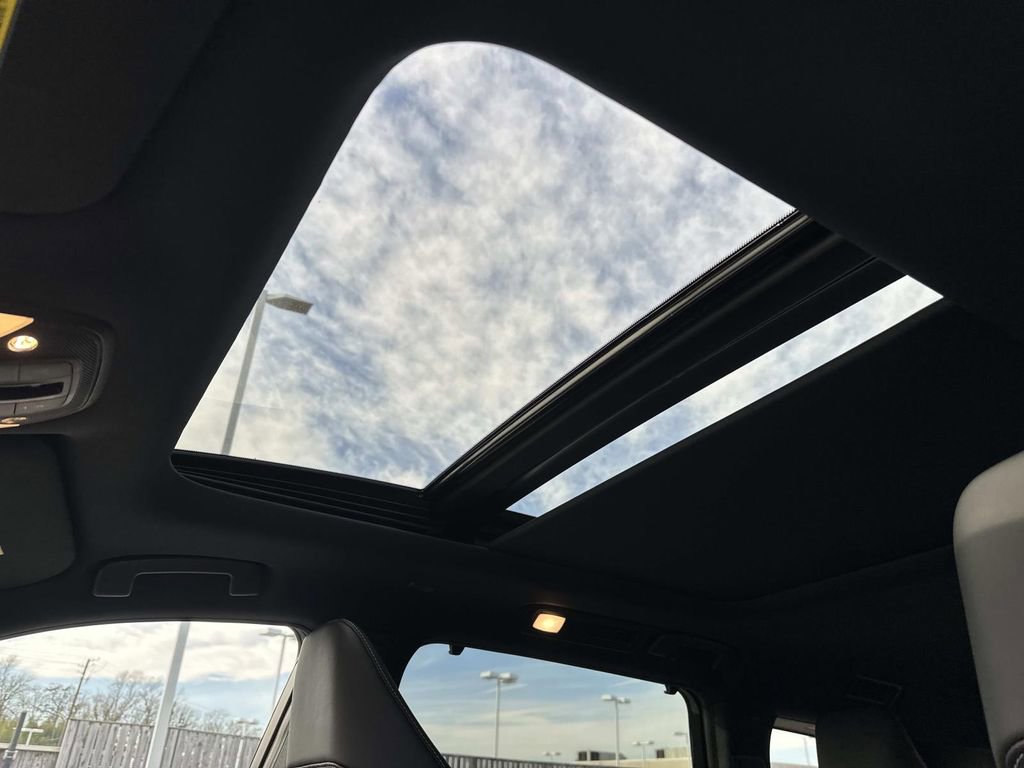 Certified 2025 INFINITI QX60 Luxe w/ Black Edition image 30